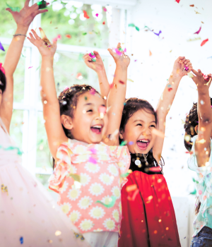 [Winter Break Camp] New Years Eve: A Crafty Countdown | Ages 4 to 6